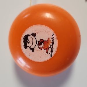 Snoopy Vintage Peanuts Lucy Yoyo -  1970's